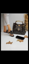 Load image into Gallery viewer, Louis Vuitton bags
