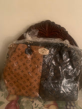 Load image into Gallery viewer, Fendi Bags
